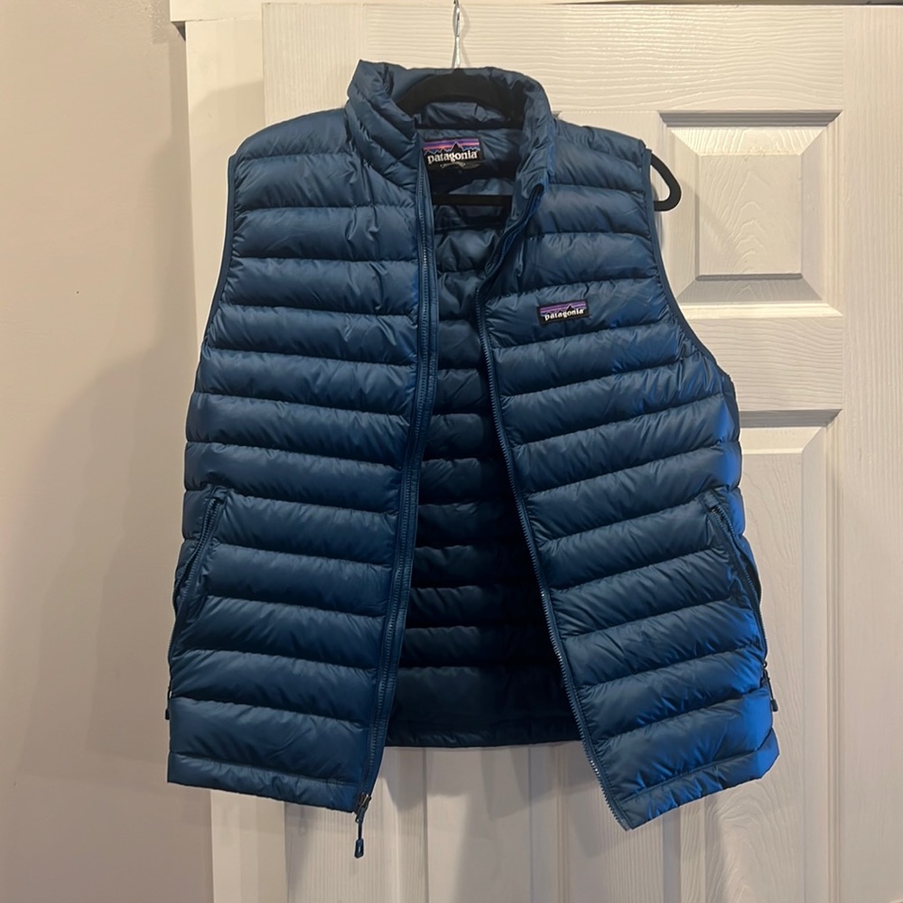 Men’s Patagonia Down Sweater Vest Large